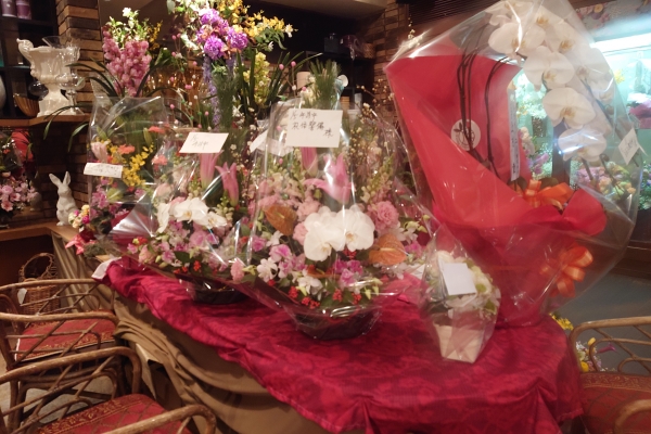 生け込み、配達、明日がピークです