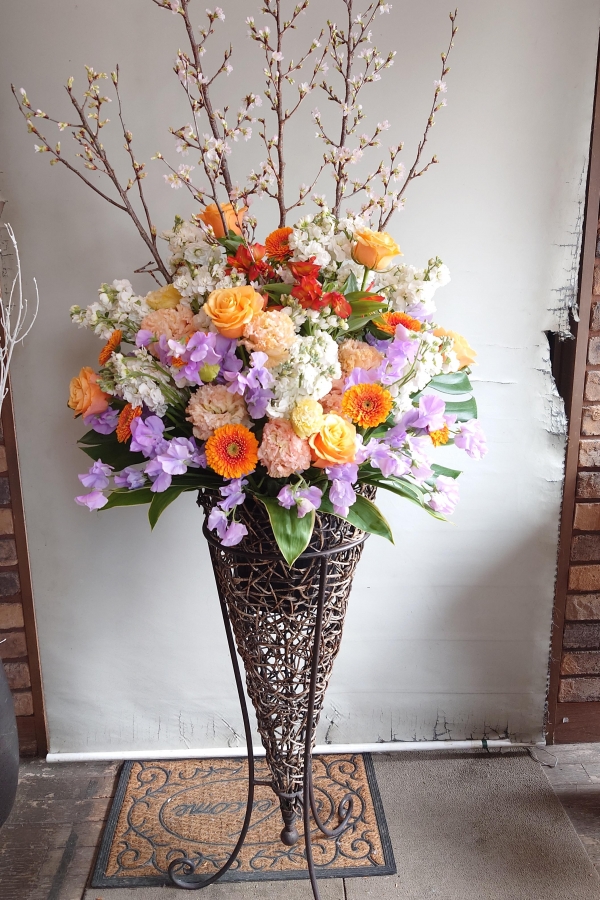 春らしい色あいのスタンドです